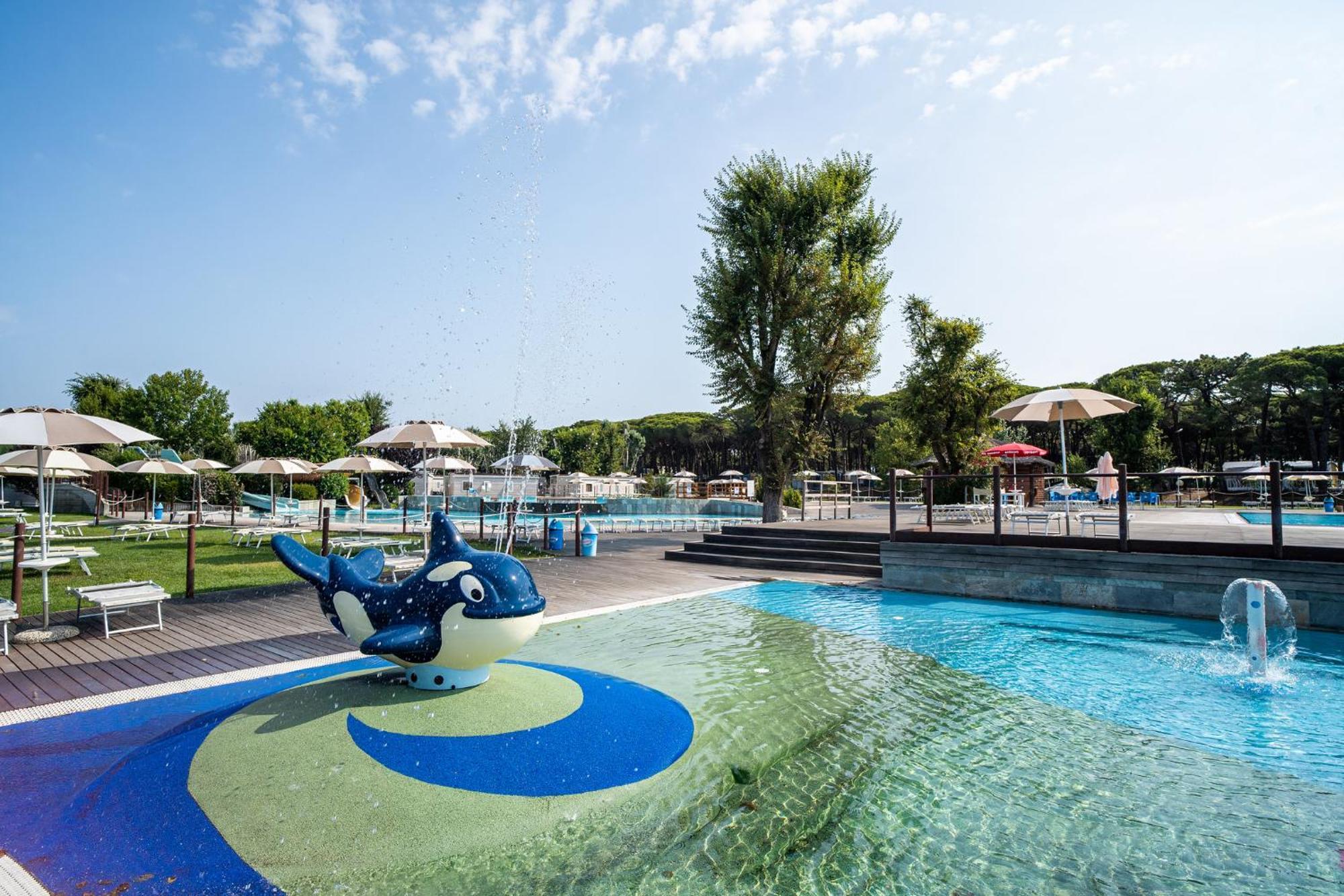 Club Del Sole Spina Family Collection Hotel Lido di Spina Exterior foto