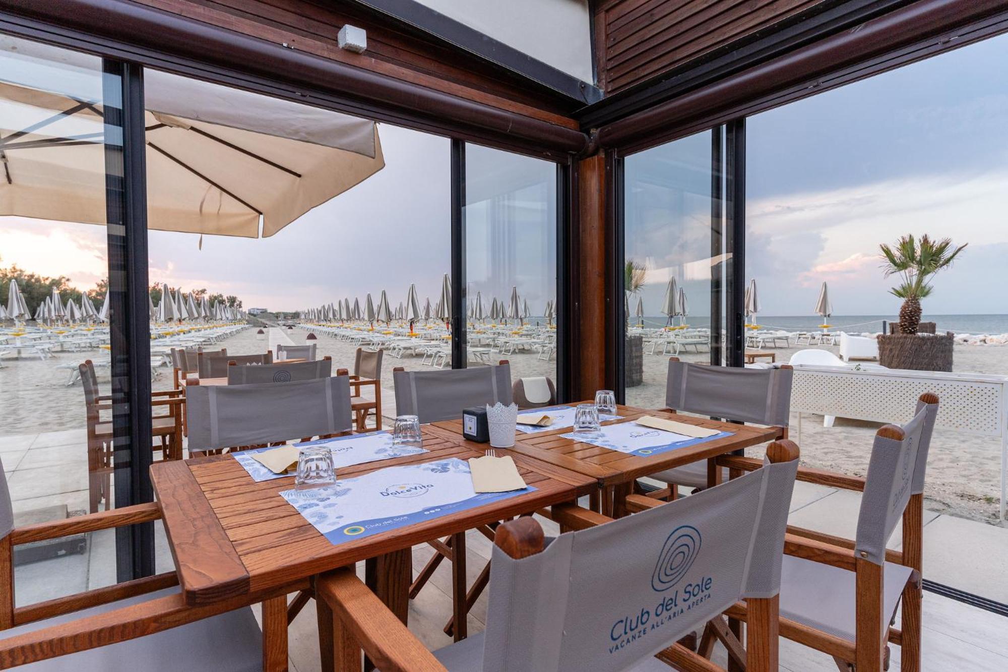 Club Del Sole Spina Family Collection Hotel Lido di Spina Exterior foto